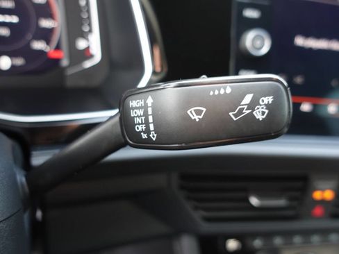 Used 2024 Volkswagen Jetta GLI 40th Anniversary Edition image 47