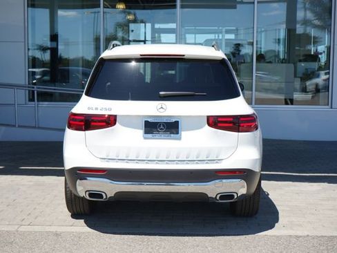 Certified 2025 Mercedes-Benz GLB 250 image 7