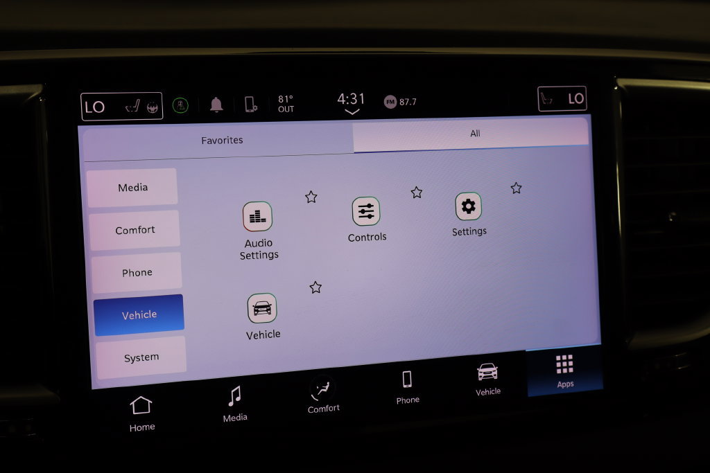 Used 2023 Chrysler Pacifica Touring-L FWD image 40