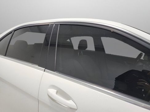 Used 2014 Mercedes-Benz C 300 4MATIC Sedan image 14