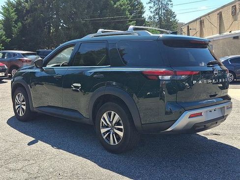 Certified 2023 Nissan Pathfinder SL AWD/4WD image 5
