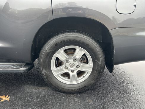 Used 2016 Toyota Sequoia SR5 image 35