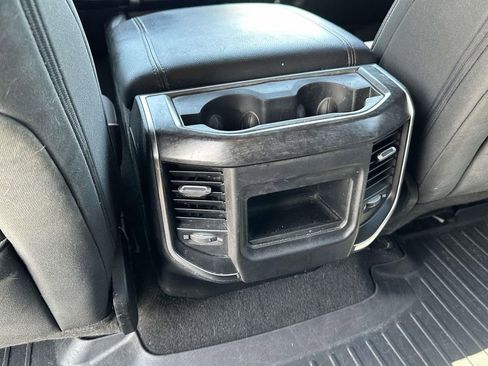 Used 2019 RAM 1500 Big Horn AWD/4WD image 14