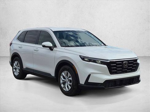 Used 2026 Honda CR-V LX image 3