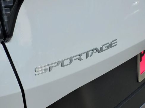 New 2026 Kia Sportage EX FWD image 6