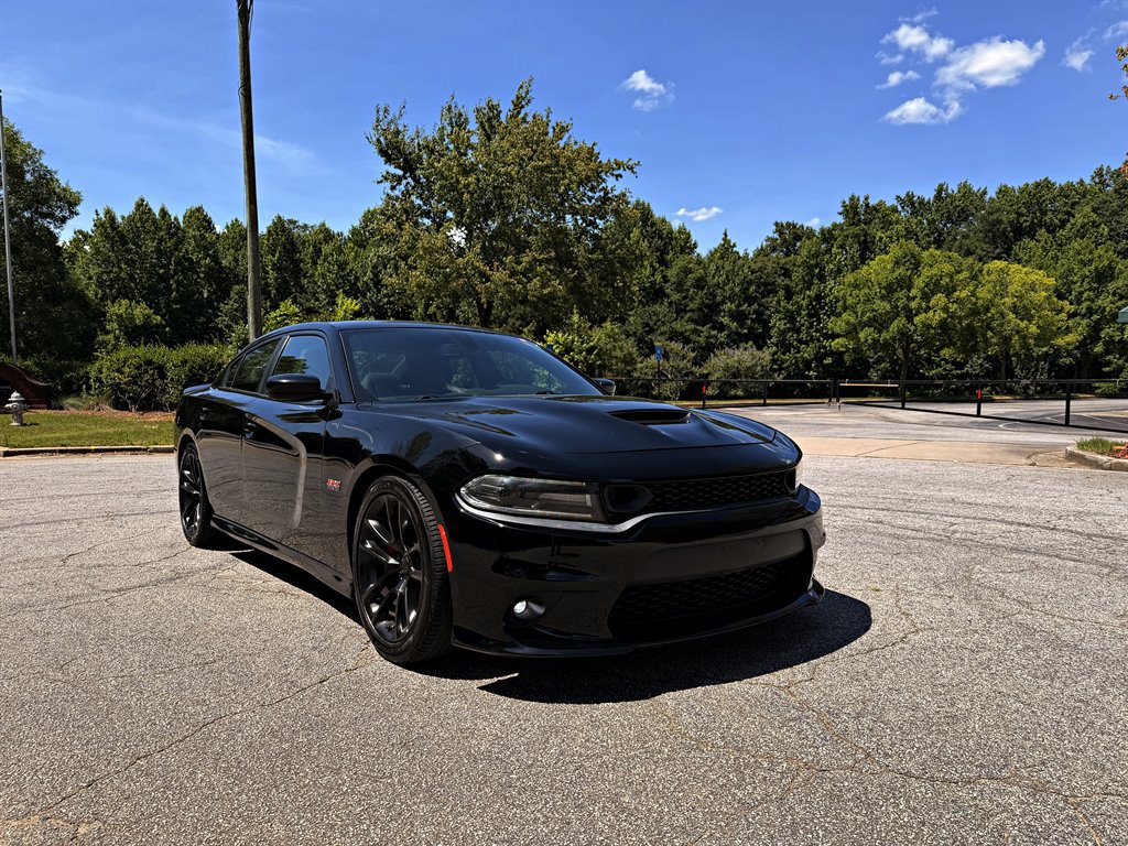 Used 2020 Dodge Charger Scat Pack RWD image 3