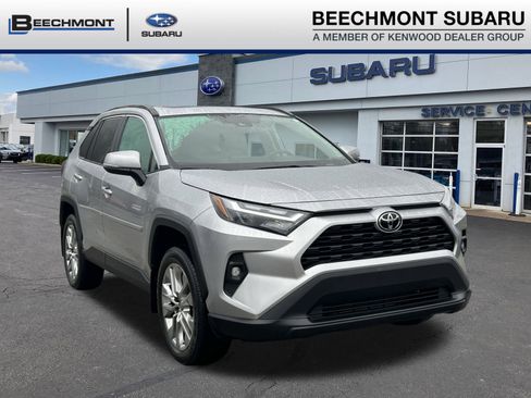 Used 2022 Toyota RAV4 XLE Premium image 1