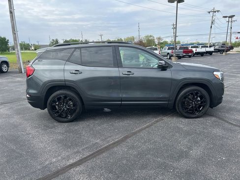 Used 2019 GMC Terrain SLT w/ Preferred Package AWD/4WD image 22