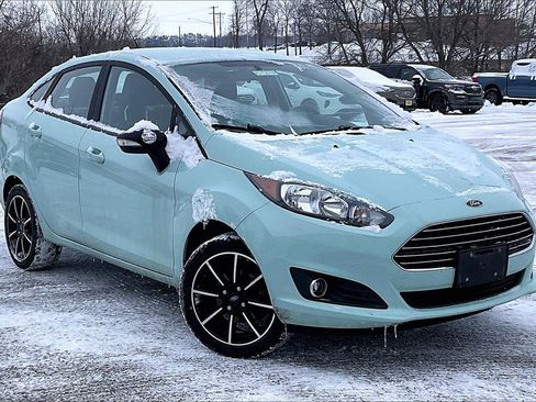 Certified 2019 Ford Fiesta SE w/ Equipment Group 201A image 1