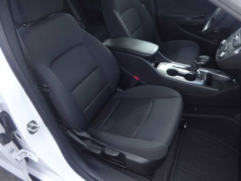 Used 2021 Chevrolet Malibu LS image 9