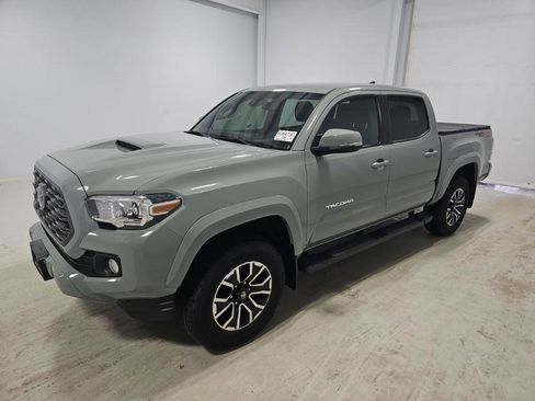 Used 2023 Toyota Tacoma TRD Sport image 1