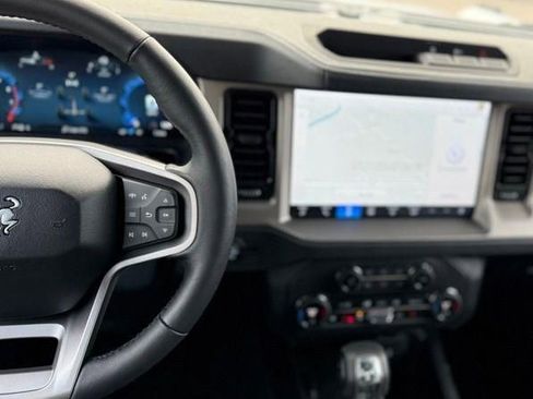 New 2025 Ford Bronco Outer Banks image 17