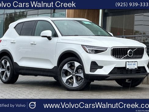 Certified 2025 Volvo XC40 B5 Core w/ Protection Package Premier image 1