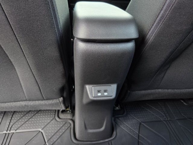 New 2027 Chevrolet Bolt LT w/ Comfort Package FWD image 11