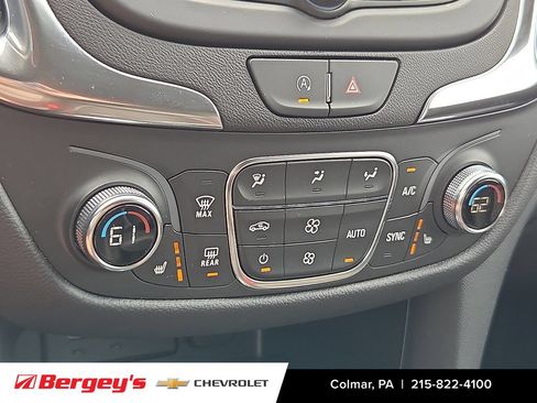 Certified 2024 Chevrolet Equinox LT AWD/4WD image 17