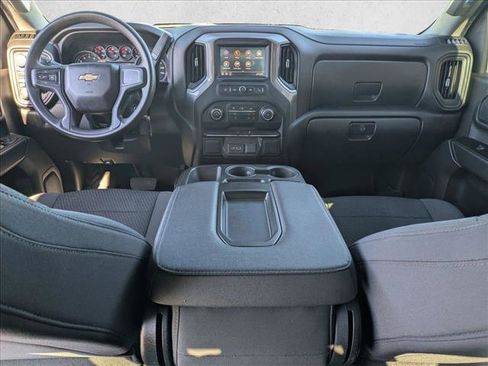 Used 2022 Chevrolet Silverado 2500 Custom image 13
