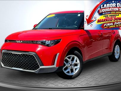 Used 2023 Kia Soul LX w/ LX Technology Package