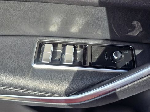 Used 2022 Jaguar F-PACE S AWD/4WD image 32
