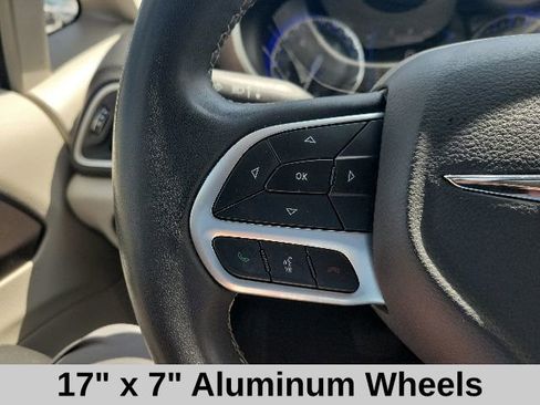 Used 2023 Chrysler Voyager LX FWD image 13