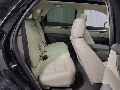 Used 2018 Cadillac XT5 Premium Luxury FWD image 26