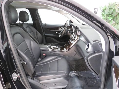 Used 2016 Mercedes-Benz GLC 300 image 11