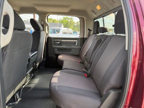 Used 2019 RAM 1500 Warlock AWD/4WD image 12