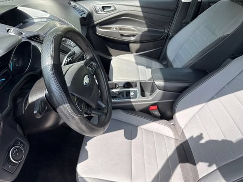 Used 2019 Ford Escape S FWD image 18