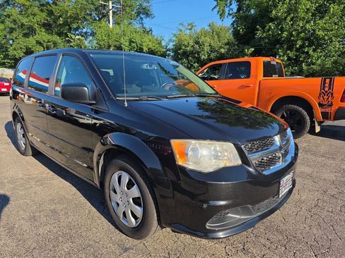 Used 2015 Dodge Grand Caravan SE w/ Quick Order Package 29E SE FWD image 10