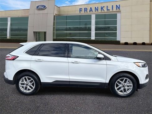 Certified 2024 Ford Edge SEL image 8