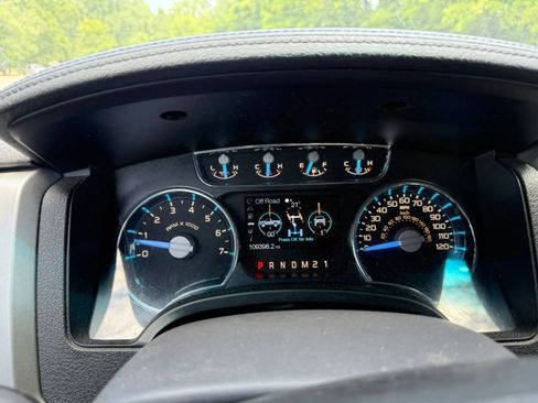 Used 2011 Ford F150 Lariat w/ Lariat Chrome Pkg AWD/4WD image 17