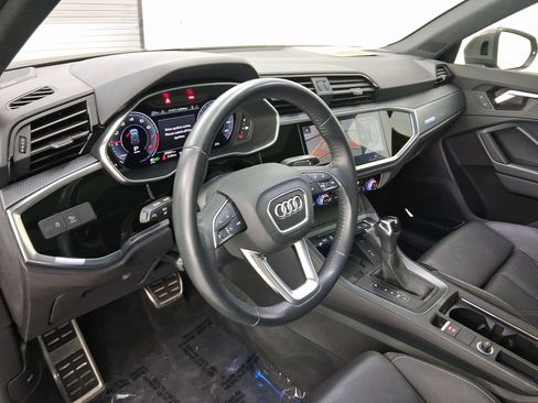 Used 2020 Audi Q3 2.0T Prestige image 4