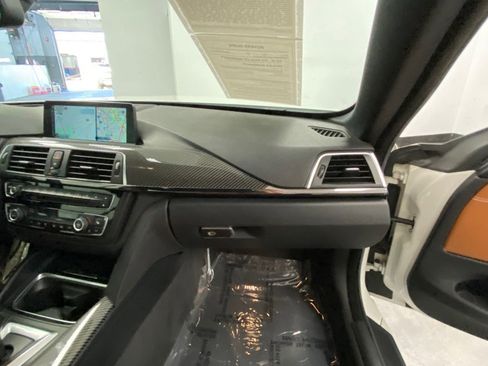 Used 2016 BMW M4 Convertible RWD image 93