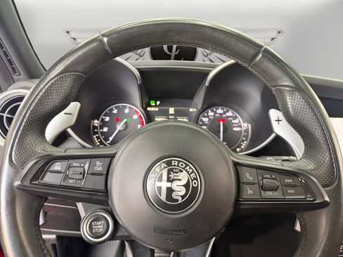 Used 2023 Alfa Romeo Giulia Sprint AWD/4WD image 19