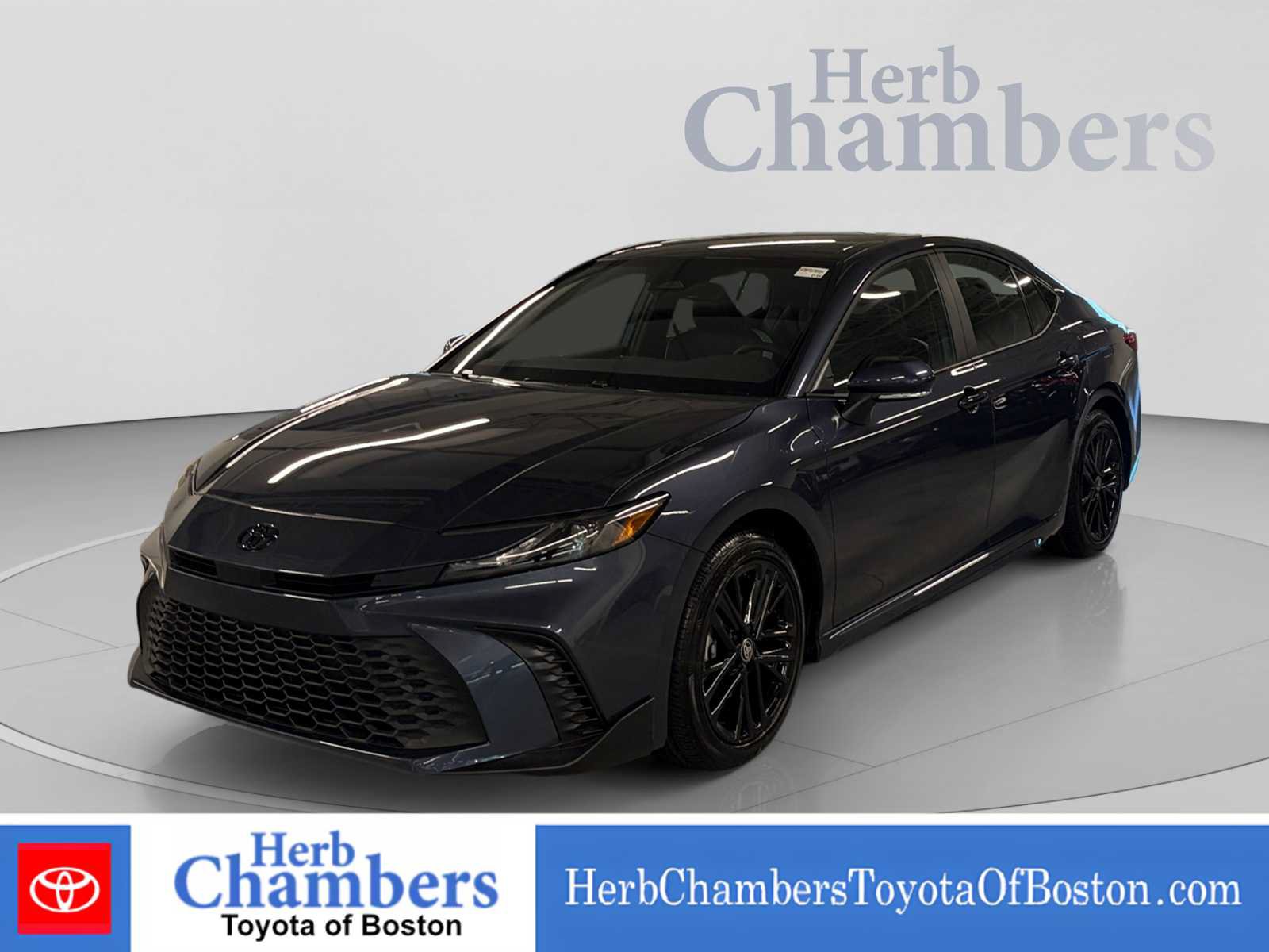 Used 2026 Toyota Camry SE w/ Multimedia Upgrade Package FWD image 10