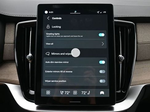 New 2026 Volvo XC90 B6 Ultra w/ Protection Package image 18