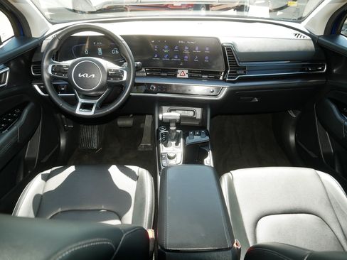 Certified 2023 Kia Sportage EX AWD/4WD image 10