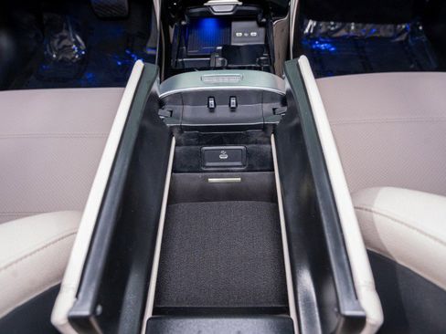 New 2026 Mercedes-Benz C 300 Sedan image 20