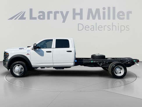 New 2026 RAM 5500 Tradesman w/ Chrome Appearance Group AWD/4WD image 2