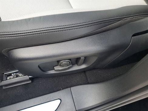 New 2026 Land Rover Range Rover Evoque Dynamic SE image 27