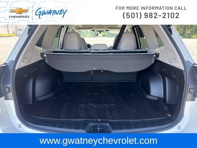 Used 2024 Subaru Forester Premium AWD/4WD image 27
