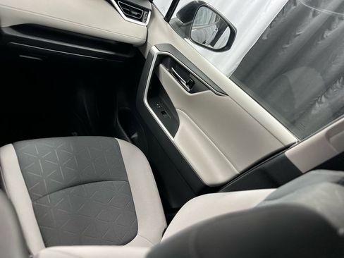 Used 2019 Toyota RAV4 XLE w/ All Weather Liner Package image 24