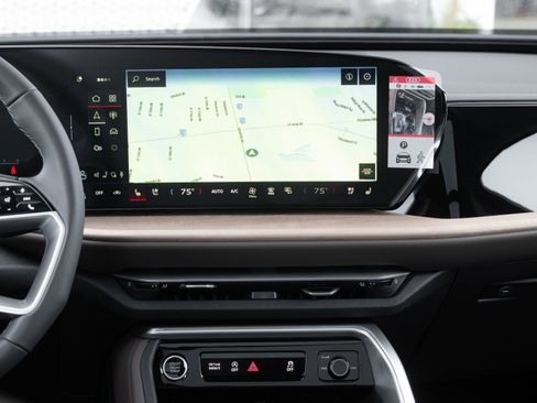 New 2025 Audi Q5 Premium Plus image 13