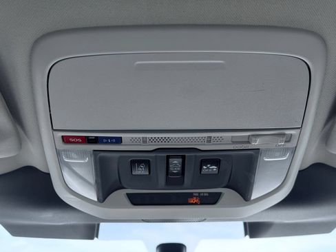 Used 2024 Subaru Forester Premium AWD/4WD image 44