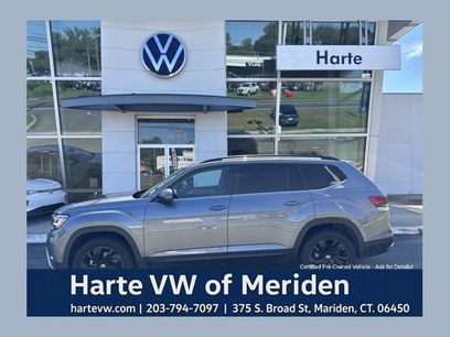Certified 2023 Volkswagen Atlas SE w/ Black Wheel Package