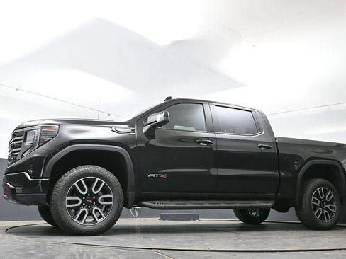 New 2026 GMC Sierra 1500 AT4 w/ AT4 Premium Package AWD/4WD image 51