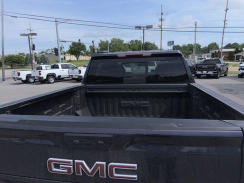 Used 2025 GMC Sierra 1500 SLT w/ SLT Premium Package AWD/4WD image 8