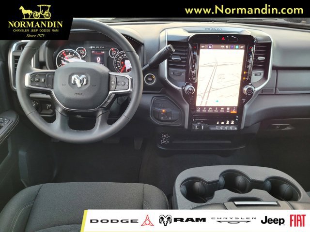 Used 2026 RAM 2500 Big Horn AWD/4WD image 7
