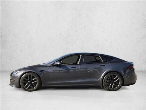 Used 2023 Tesla Model S Standard Range image 8