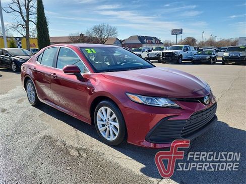 Used 2021 Toyota Camry LE w/ Convenience Package image 1