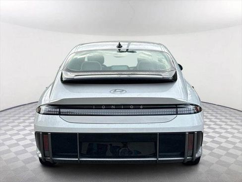 New 2025 Hyundai Ioniq 6 SEL image 6